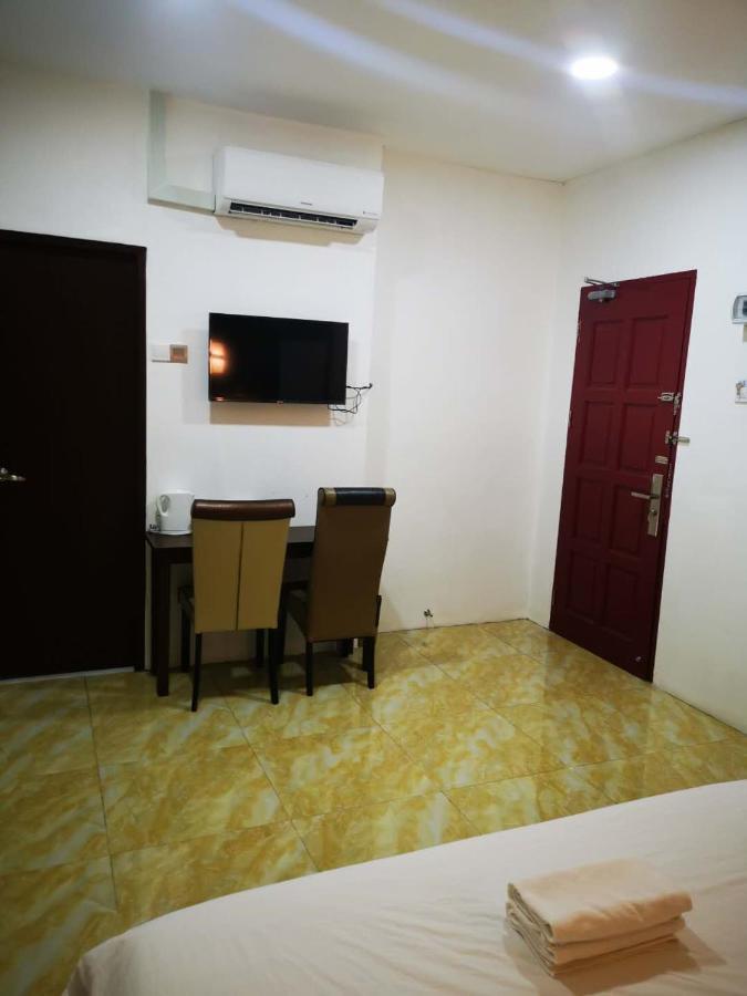 Comfort Inn Sibu Esterno foto