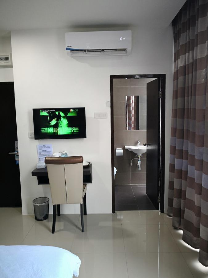 Comfort Inn Sibu Esterno foto