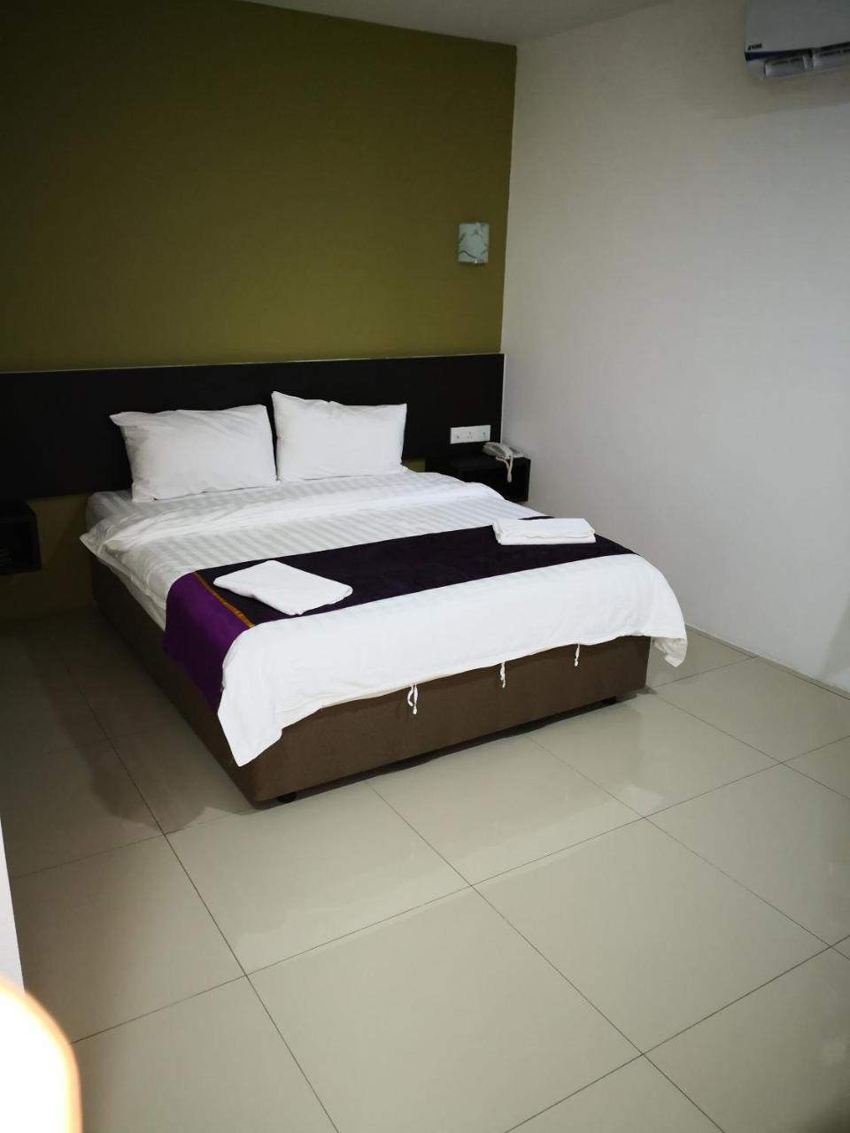 Comfort Inn Sibu Esterno foto