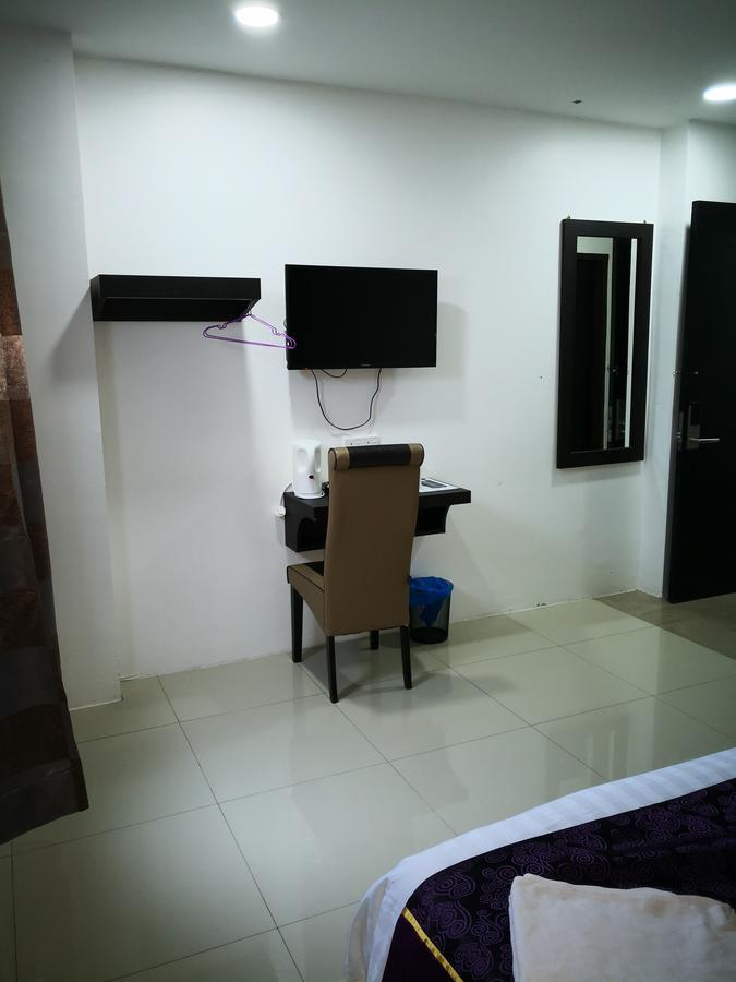 Comfort Inn Sibu Esterno foto
